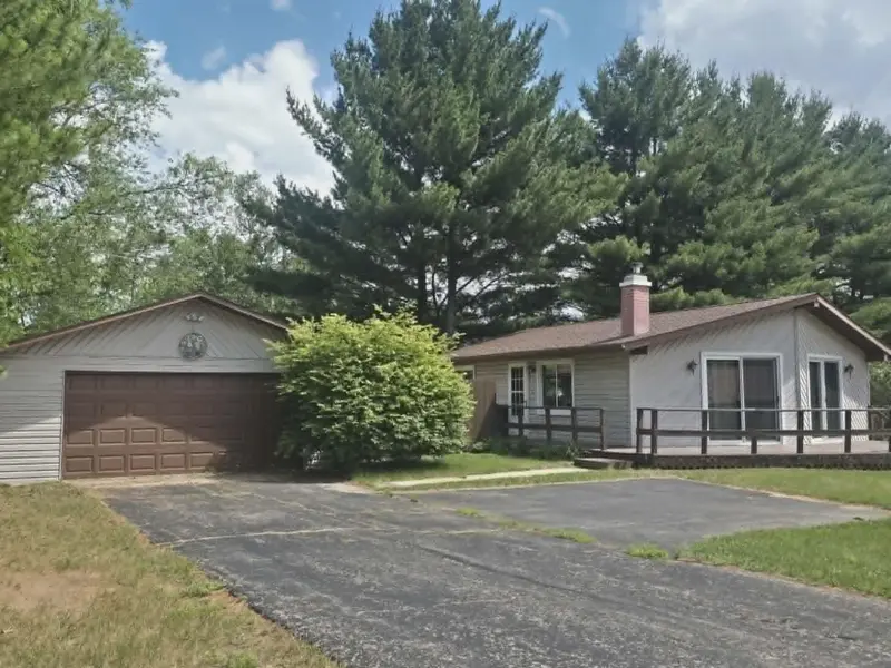 424 E KING ST, Coloma, WI 54930