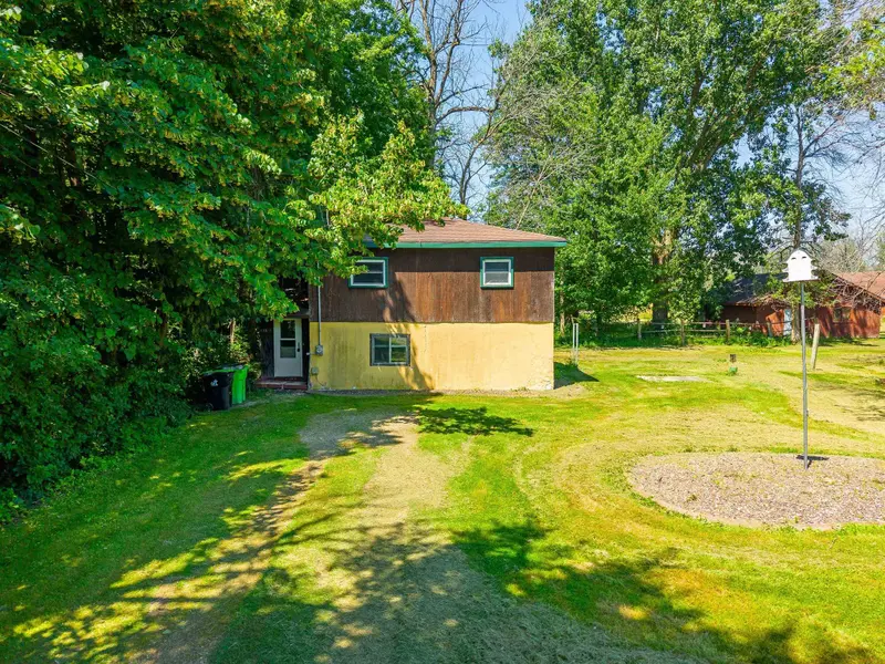 N8801 S COOP RD, Menasha, WI 54952