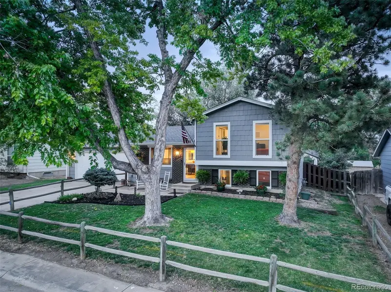 1374 Dover ST, Broomfield, CO 80020