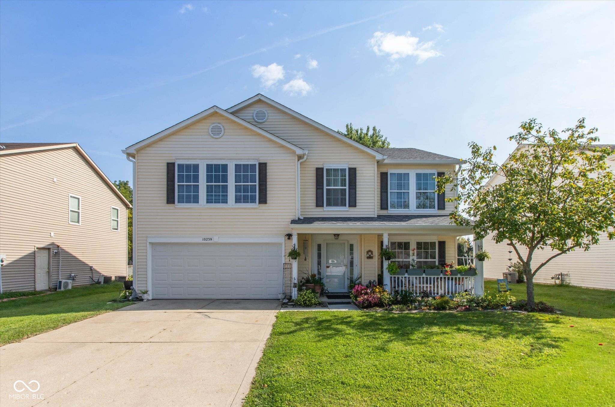 10239 Homestead DR, Brownsburg, IN 46112