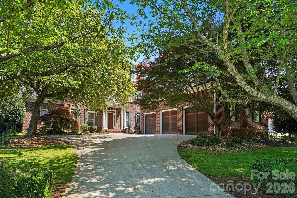 7609 Windaliere DR, Cornelius, NC 28031