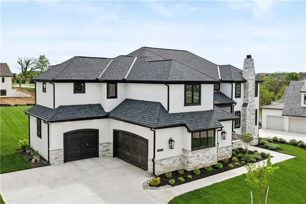 11705 W 170th ST, Overland Park, KS 66221