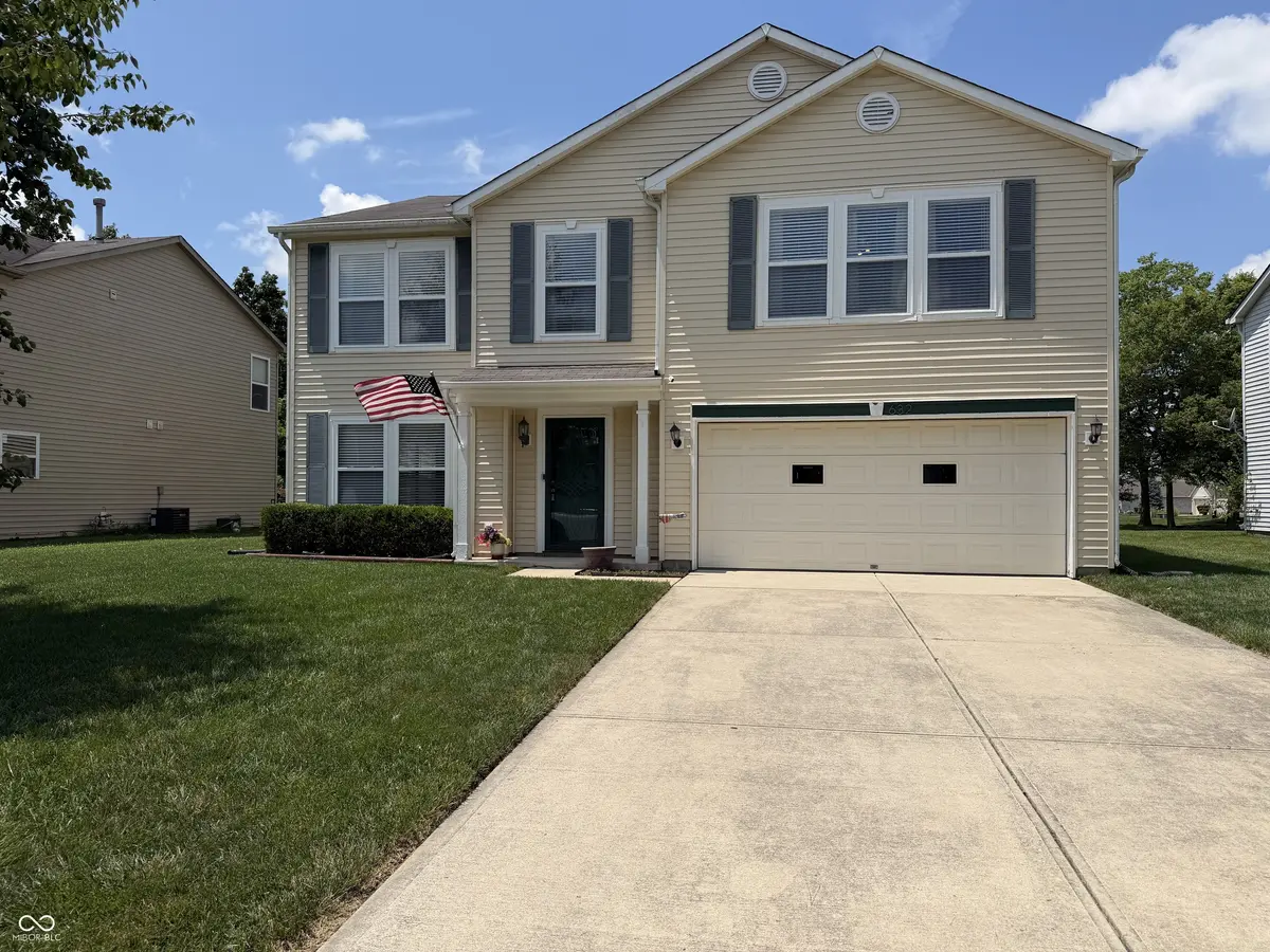 632 Runnymede CT, Greenfield, IN 46140