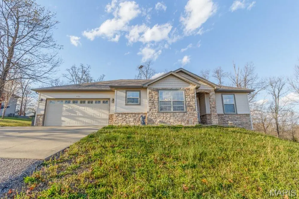 19750 Loyd LN, Waynesville, MO 65583
