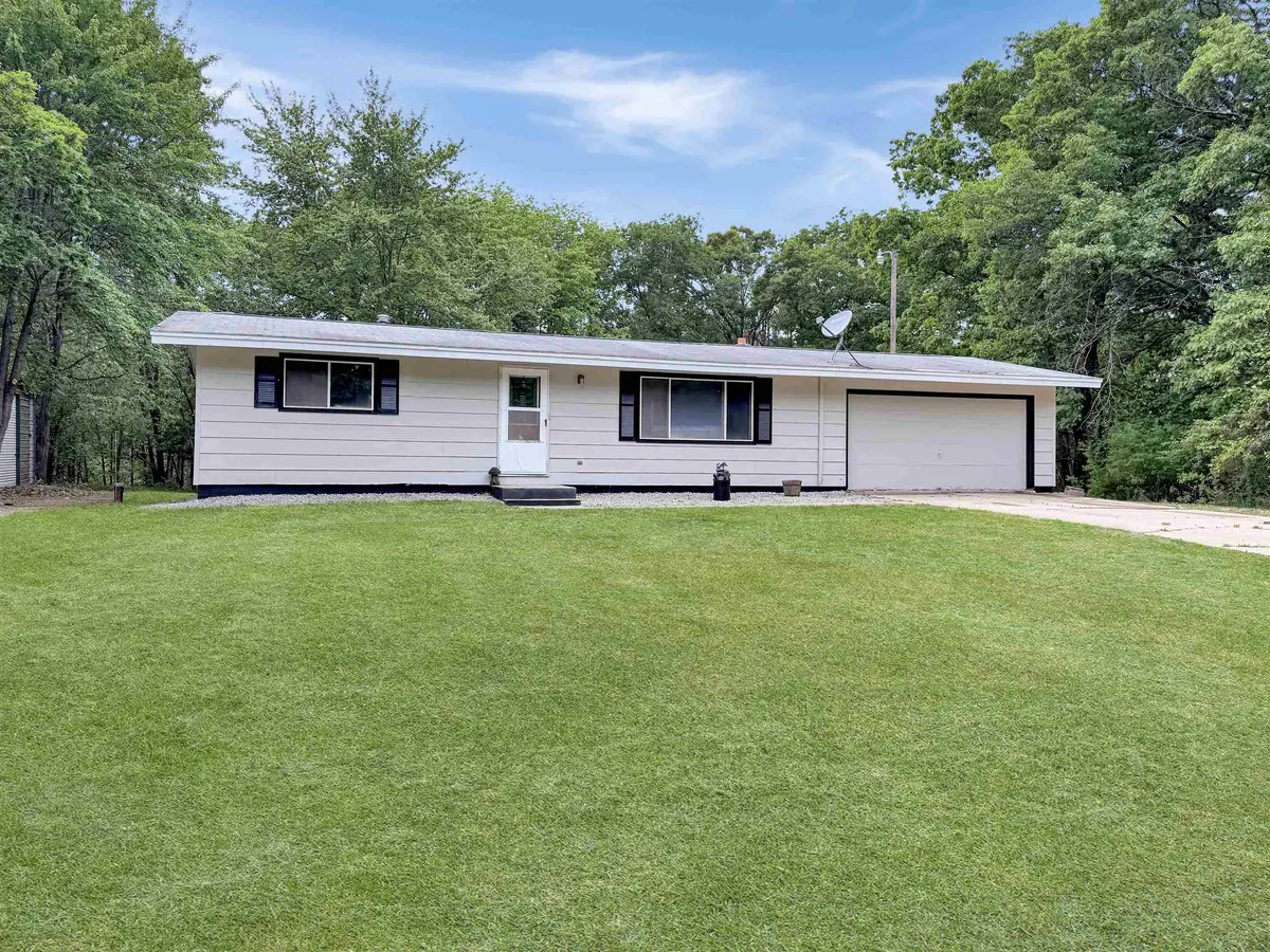 W278 RIVERVIEW DR, Montello, WI 54939-8590