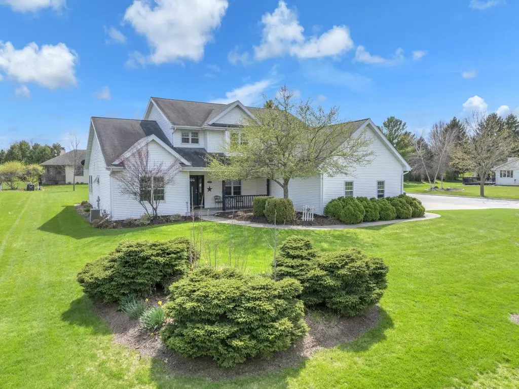 235 S HILLS DR, Plymouth, WI 53073