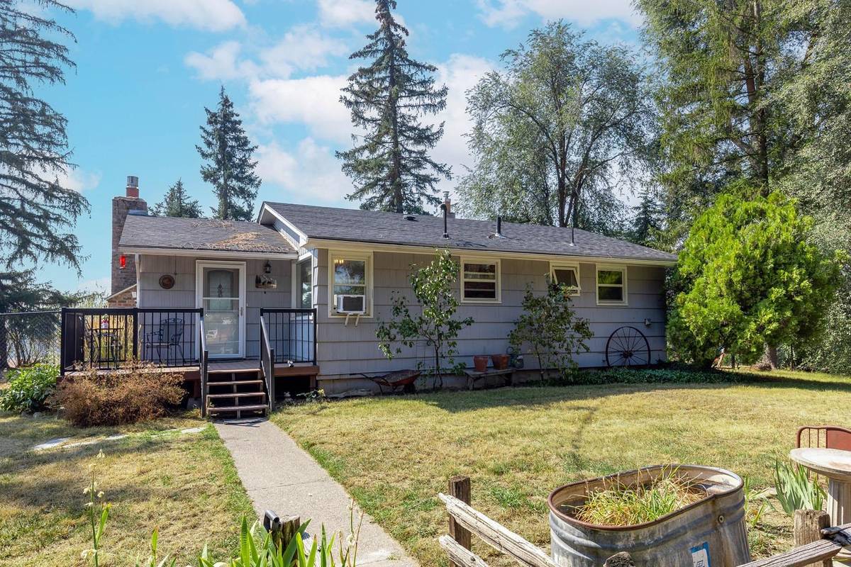2821 W Denison Rd, Deer Park, WA 99006