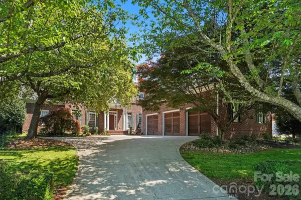 7609 Windaliere DR, Cornelius, NC 28031