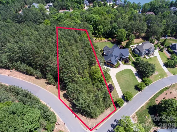 5017 Hermitage CT #202,  Belmont,  NC 28012