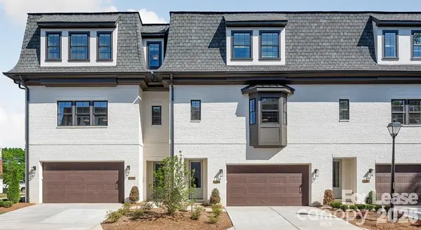 5505 Closeburn RD #The Phillips, Charlotte, NC 28210