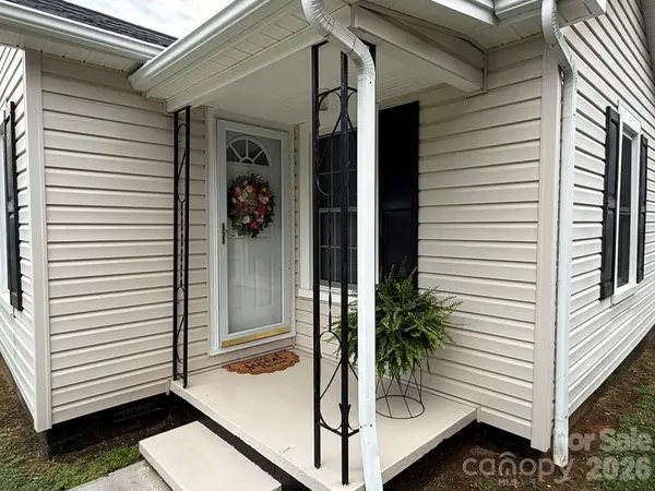 108 Fletcher ST, Morganton, NC 28655