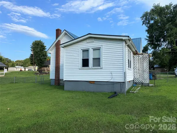 175 Grove ST, Cooleemee, NC 27014