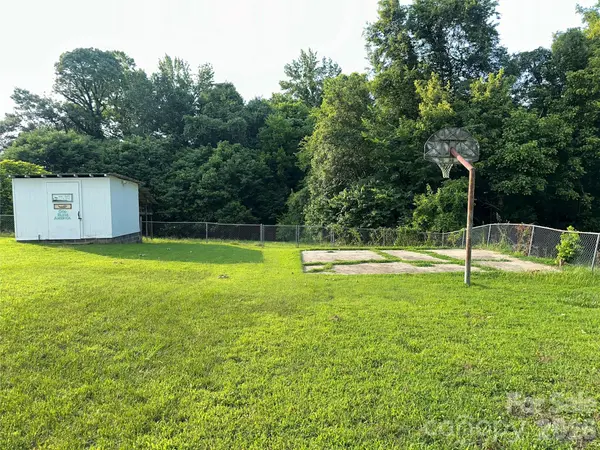175 Grove ST, Cooleemee, NC 27014