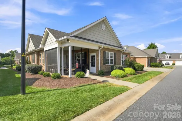 8310 Glacier DR, Denver, NC 28037