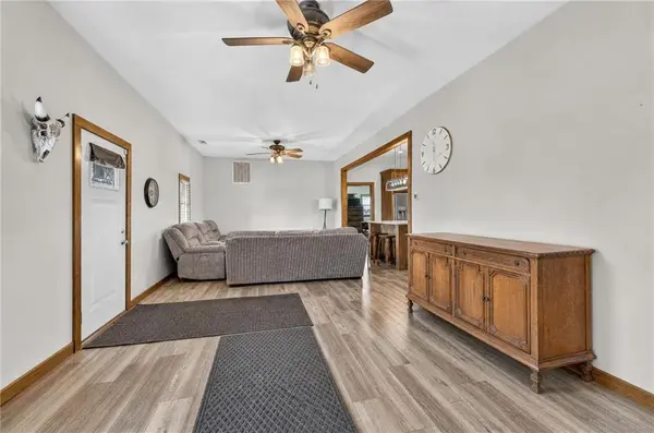8275 NW Braley RD, Plattsburg, MO 64477