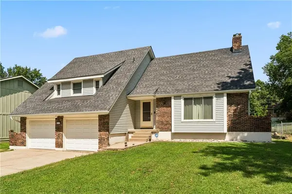 113 SE Mount Vernon DR, Blue Springs, MO 64014