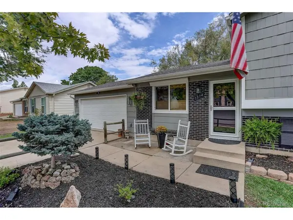 1374 Dover, Broomfield, CO 80020