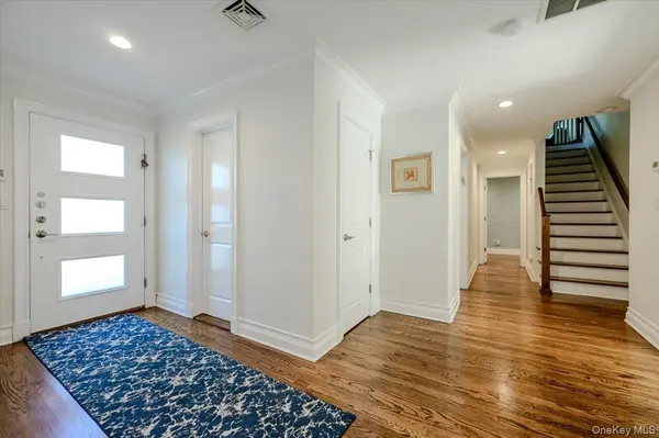 85 Suffolk BLVD, Atlantic Beach, NY 11509