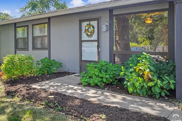3210 Rainier DR, Lawrence, KS 66047