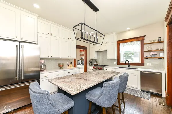 232 E State ST, Pendleton, IN 46064