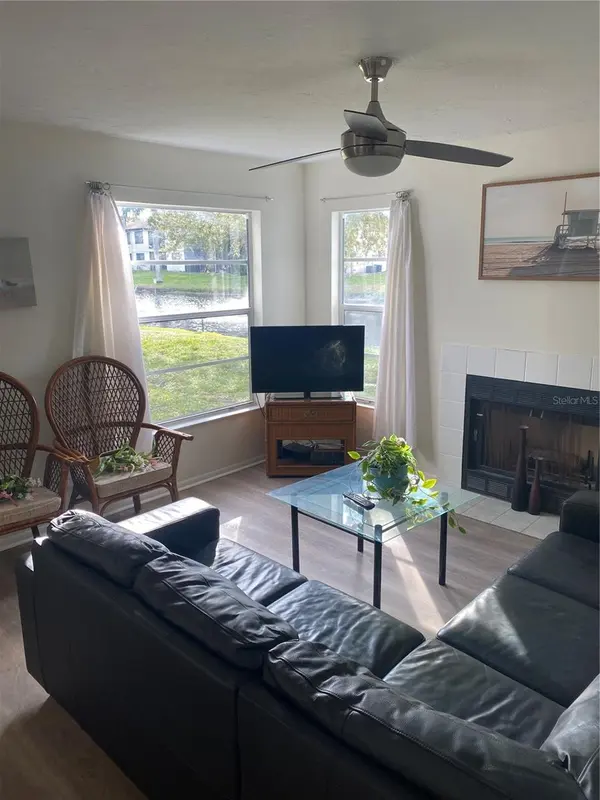 3813 59TH AVE W #3813, Bradenton, FL 34210