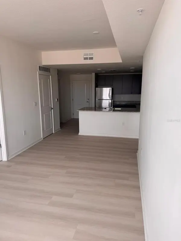 5587 MILLENIA BLVD #202, Orlando, FL 32839