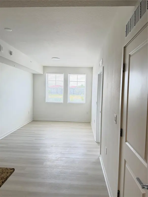 5587 MILLENIA BLVD #202, Orlando, FL 32839