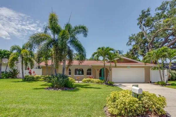 14060 82ND AVE, Seminole, FL 33776
