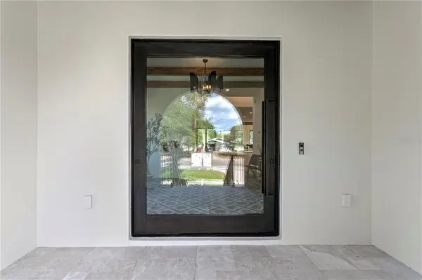 502 E DAVIS BLVD, Tampa, FL 33606