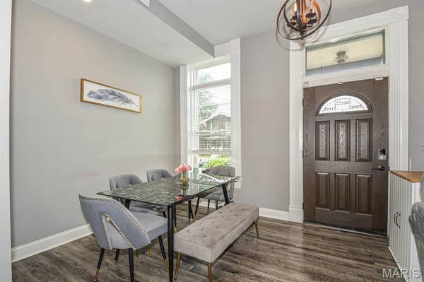 3223 Utah ST, St Louis, MO 63118