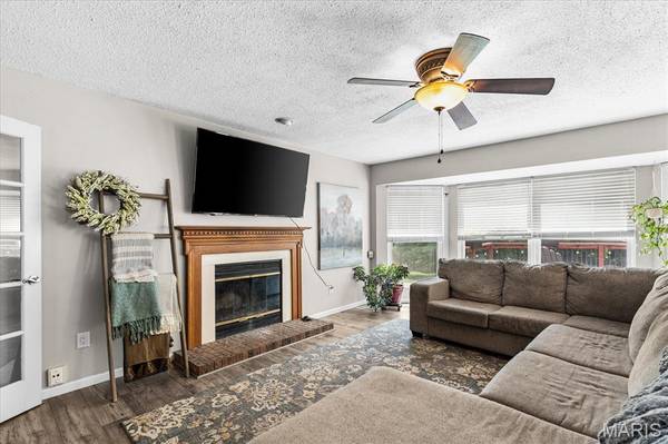 216 Brittany DR, Fairview Heights, IL 62208