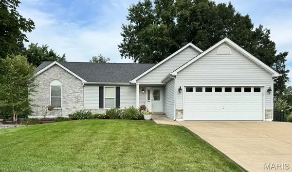 7523 Cinnamon Teal DR, O'fallon, MO 63368