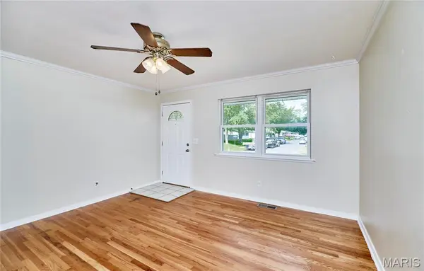 2350 Grants Pkwy, Florissant, MO 63031