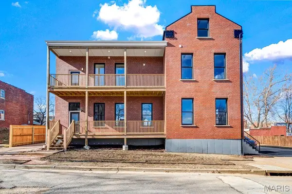 1000 Barton ST, St Louis, MO 63104