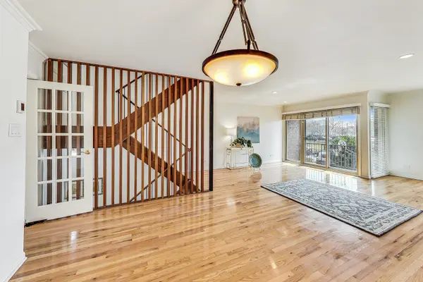 2819 S Michigan AVE, Chicago, IL 60616