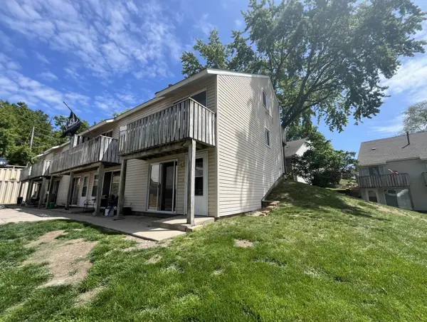 81 MAUDE AVE #A, Fox Lake, IL 60020