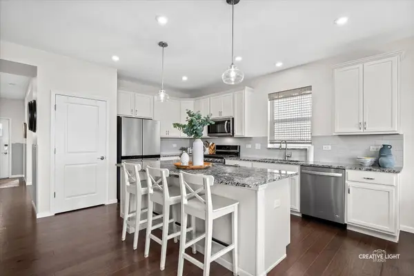 2091 Samantha Joy LN, Bolingbrook, IL 60490