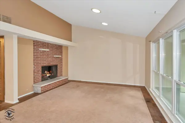 208 Shady LN, Downers Grove, IL 60515