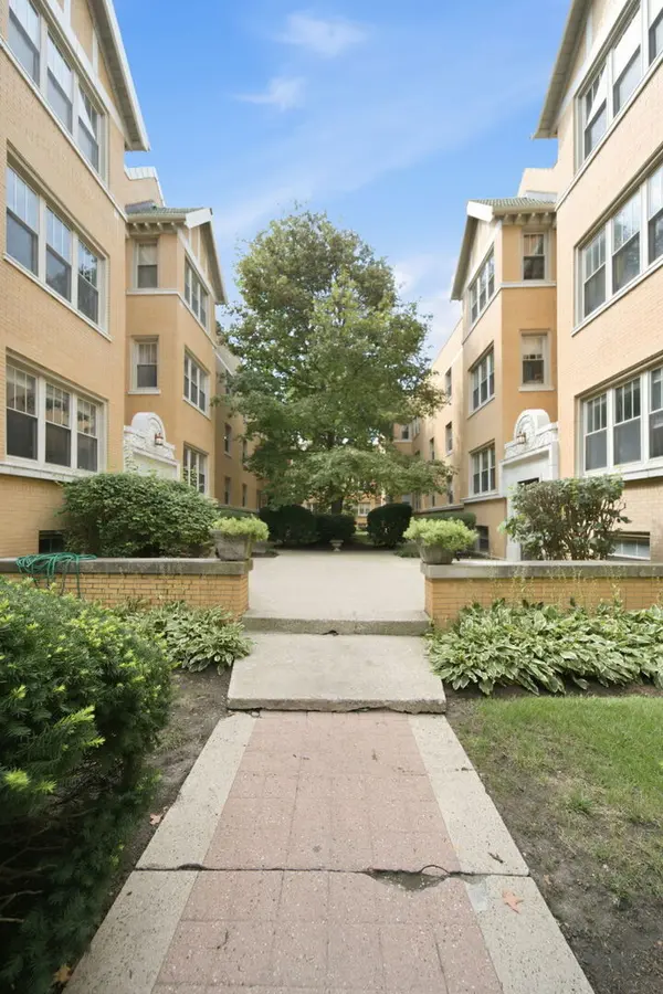 3127 W Palmer BLVD #1, Chicago, IL 60647