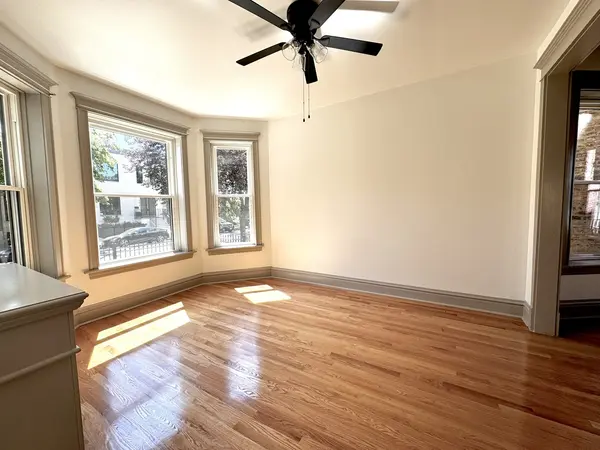2424 N Mozart ST #1, Chicago, IL 60647