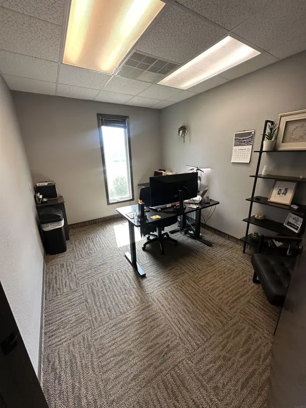 622 Progress AVE #B, Waterloo, IA 50701