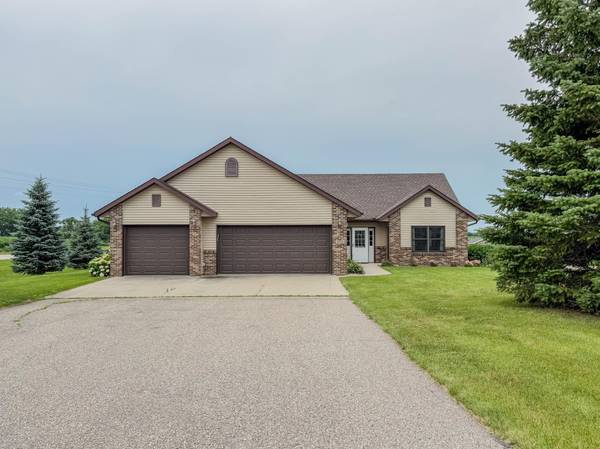 2953 9th AVE SE, Willmar, MN 56201