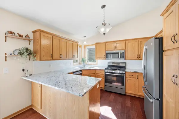1228 Leo LN, Buffalo, MN 55313