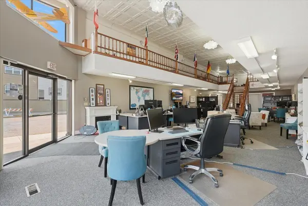 255 S Knowles AVE, New Richmond, WI 54017