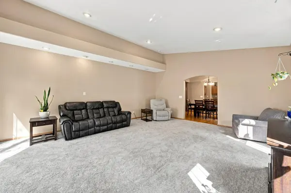 754 Wyndemere DR, West Fargo, ND 58078