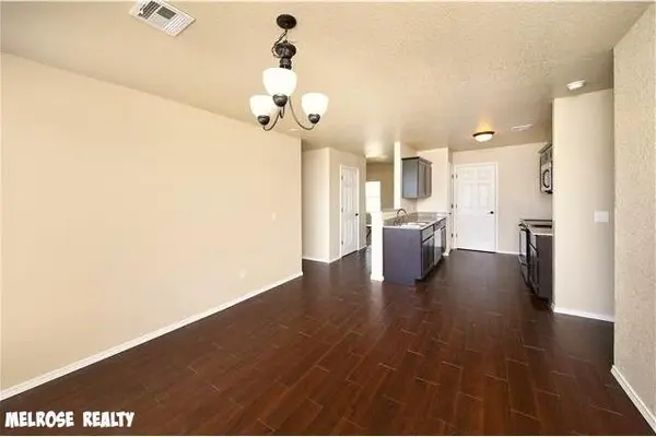 136 Rob LN, Edmond, OK 73003