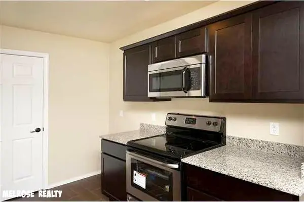 136 Rob LN, Edmond, OK 73003