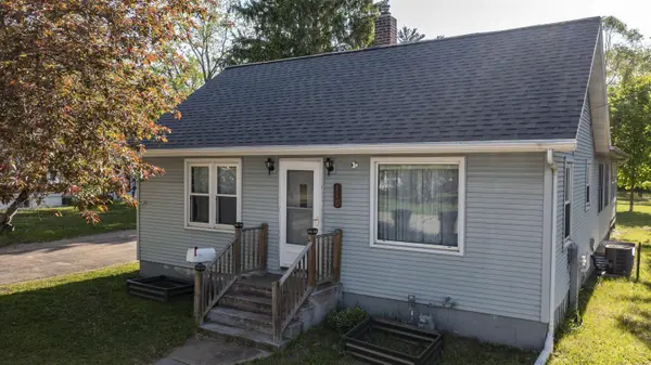 116 PINE ST, Waupaca, WI 54981