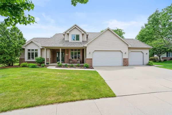 45 BELLEVUE PL, Appleton, WI 54913-7674