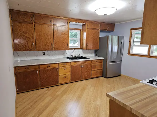 817 HIGH ST, Wild Rose, WI 54984